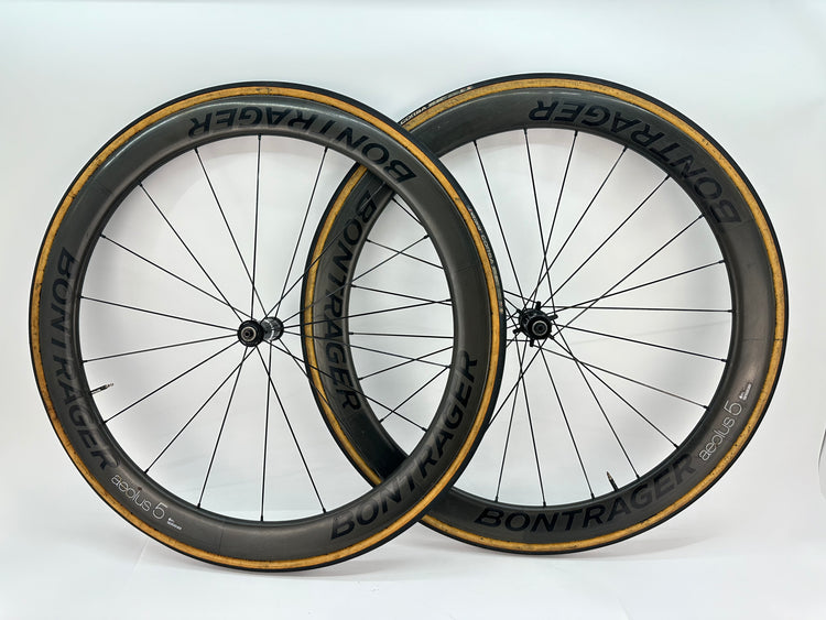 Bontrager Aeolus 5 Carbon Tubular 700c Wheelset QR HG11