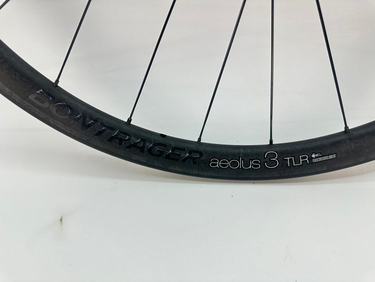 Bontrager Aeolus 3 TLR 700c Carbon Rear Wheel QR HG11 Rim Brake