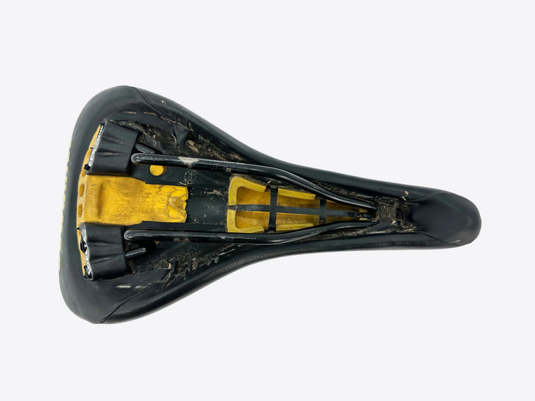 Selle Bassano Bomber Vuelta Italy Downhill Saddle -EXTREME Comfort-