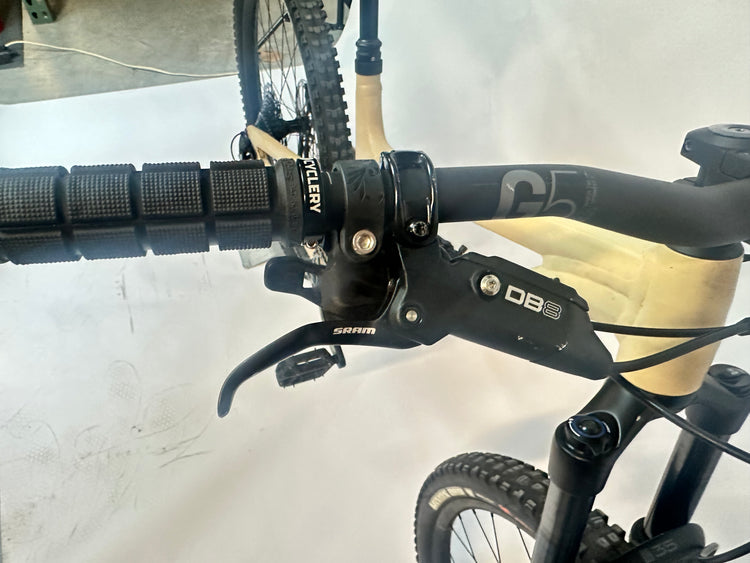 Canyon Spectral 29" Full Suspension Mountain Bike Medium