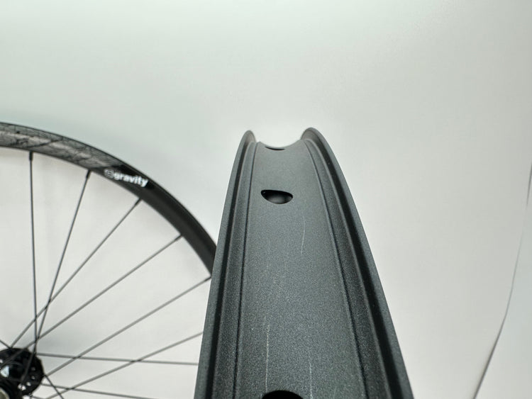 Gravity Grid 27.5" Wheelset 12x142 15x100 HG11 Tubeless Disc