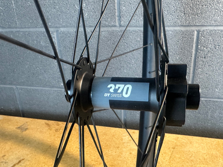 Elleven 29" Carbon MTB Front Wheel 15x110 DT 370