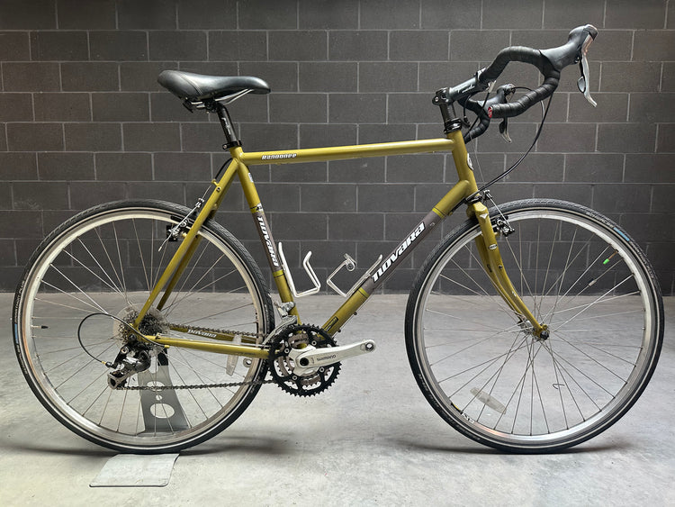 Novara Randonee 59cm Touring/Commuter Bike XL