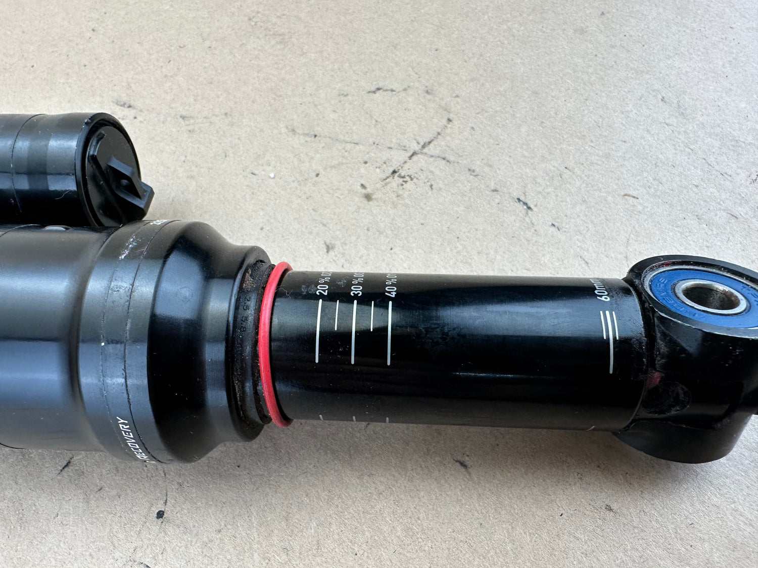 Rock Shox Super Deluxe Rear Shock 230x60 Rock Shox Super Deluxe Rear Shock 230x60
