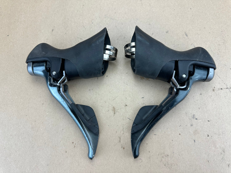Shimano Tiagra 4700 Road Shifters 3x10