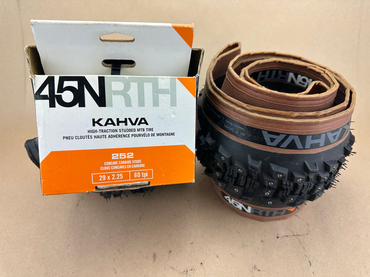 45NRTH Kahva 29x2.25 Studded Tire Set NEW