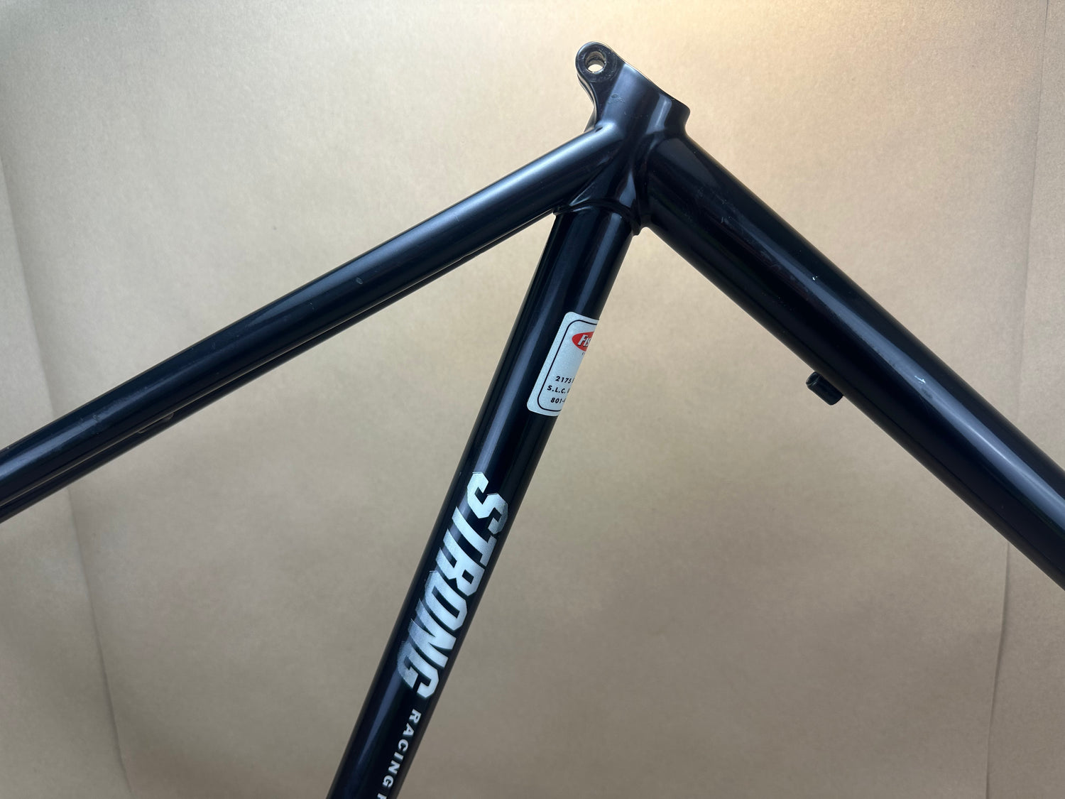 handgefertigte fahrradrahmen Strong Racing 700c Road Bike Frame 65cm Steel Handmade Montana