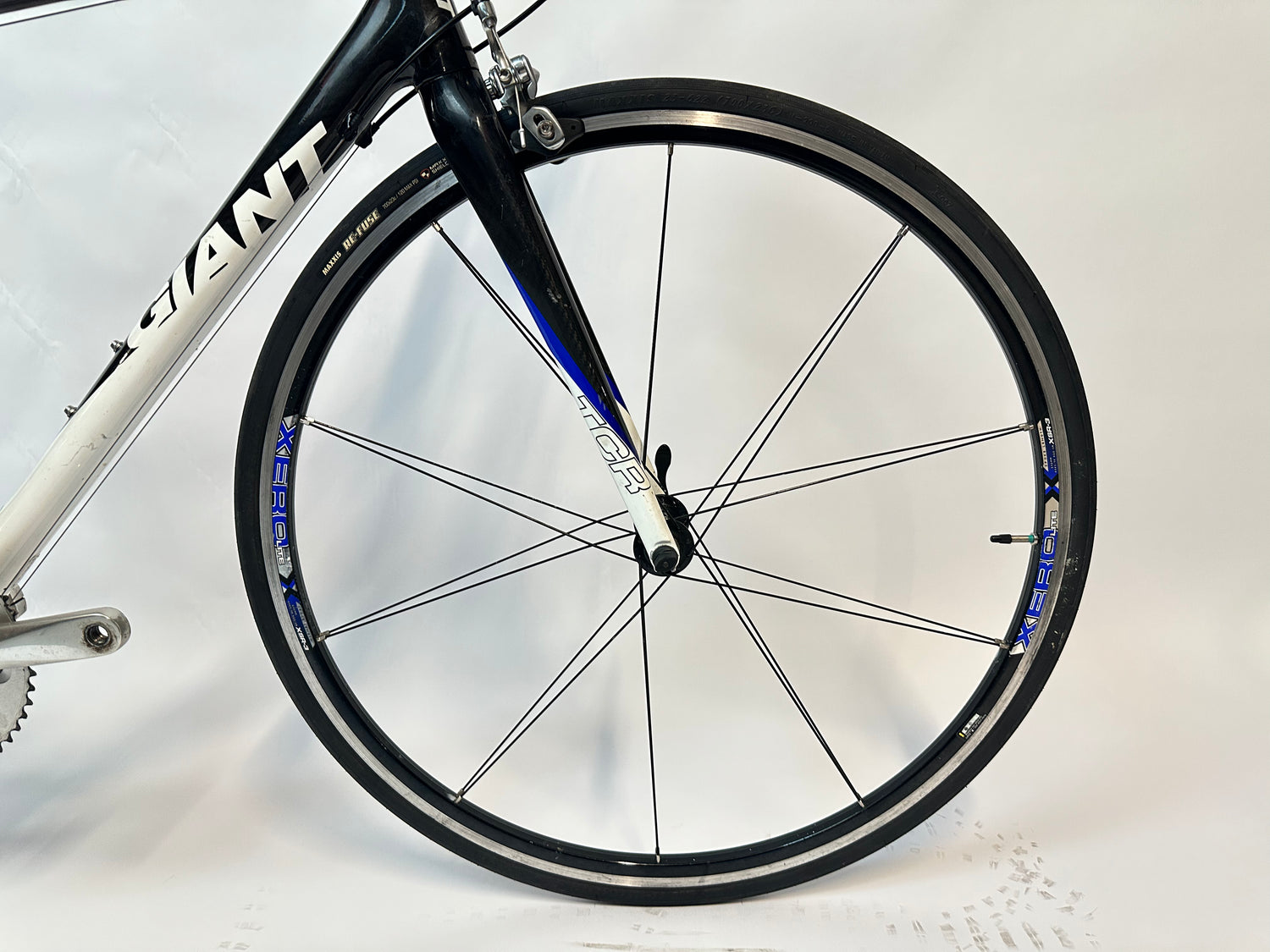 Giant TCR C3 Carbon Road Bike 54cm Medium Giant TCR C3 Carbon Road Bike 54cm Medium