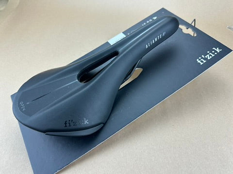Fizik Aliante R3 Open Saddle 141 New