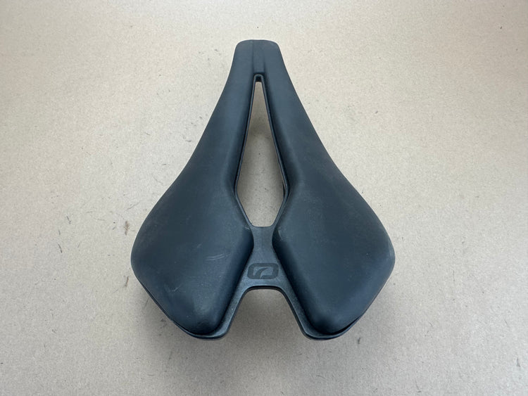 Most Lynx Ultra Saddle 145 Manganese