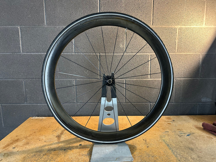 Carbon Aero 700c Front Wheel QR Clincher