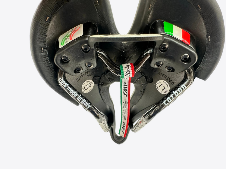 Selle SMP Dynamic Saddle Carbon 140mm