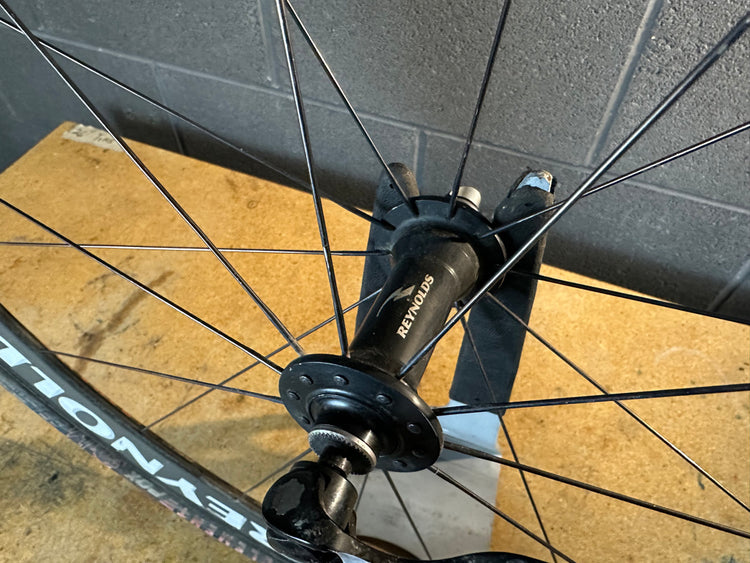 Reynolds DV46 Cross Carbon 700c Tubular Front Wheel