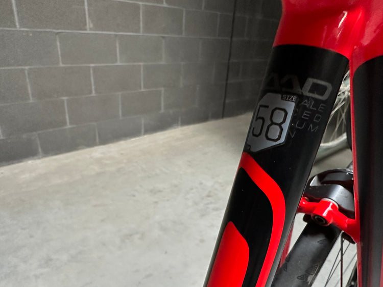 Cannondale Caad 12 700c Road Bike 58cm Ultegra