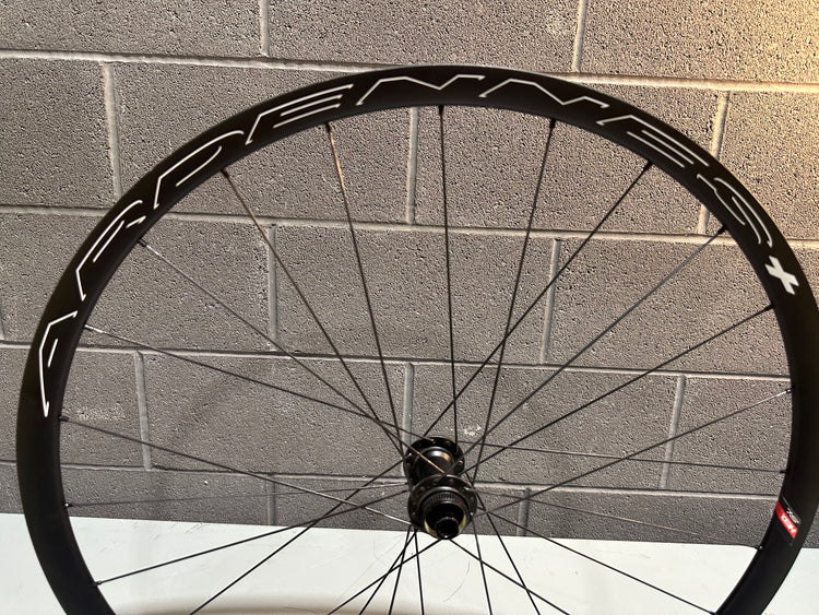 HED Ardennes Plus SL 700c Road Bike Front Wheel Clincher Disc 12 x 100