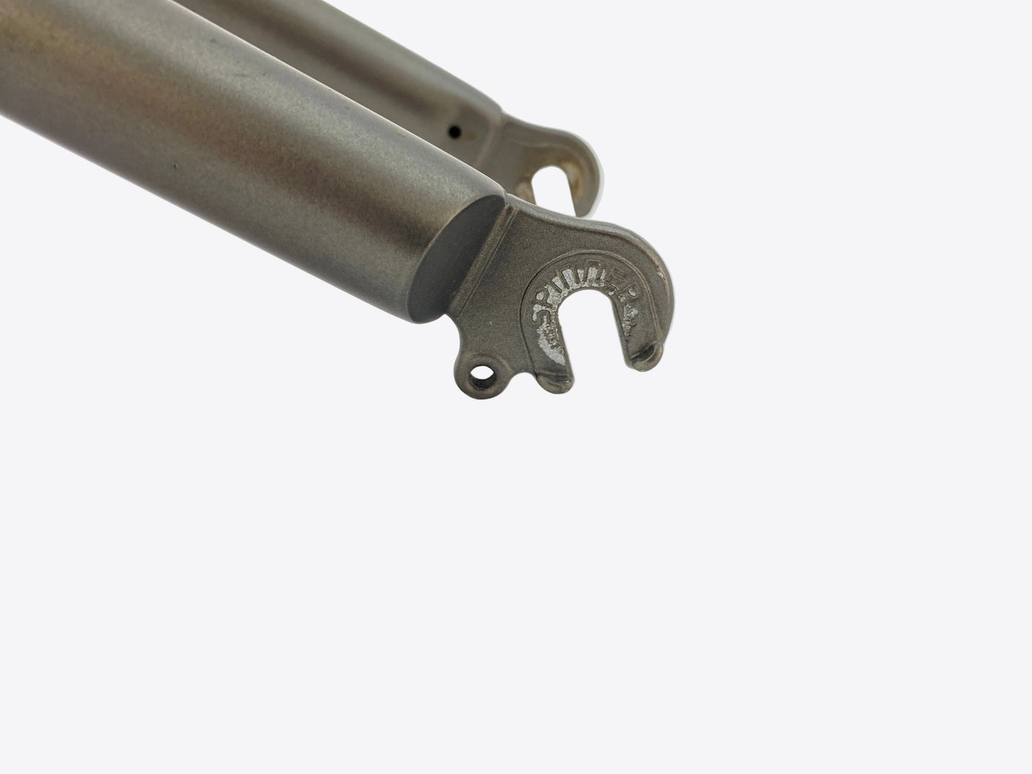 close up of the fork drop outs