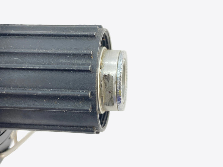 close up of one axle nut