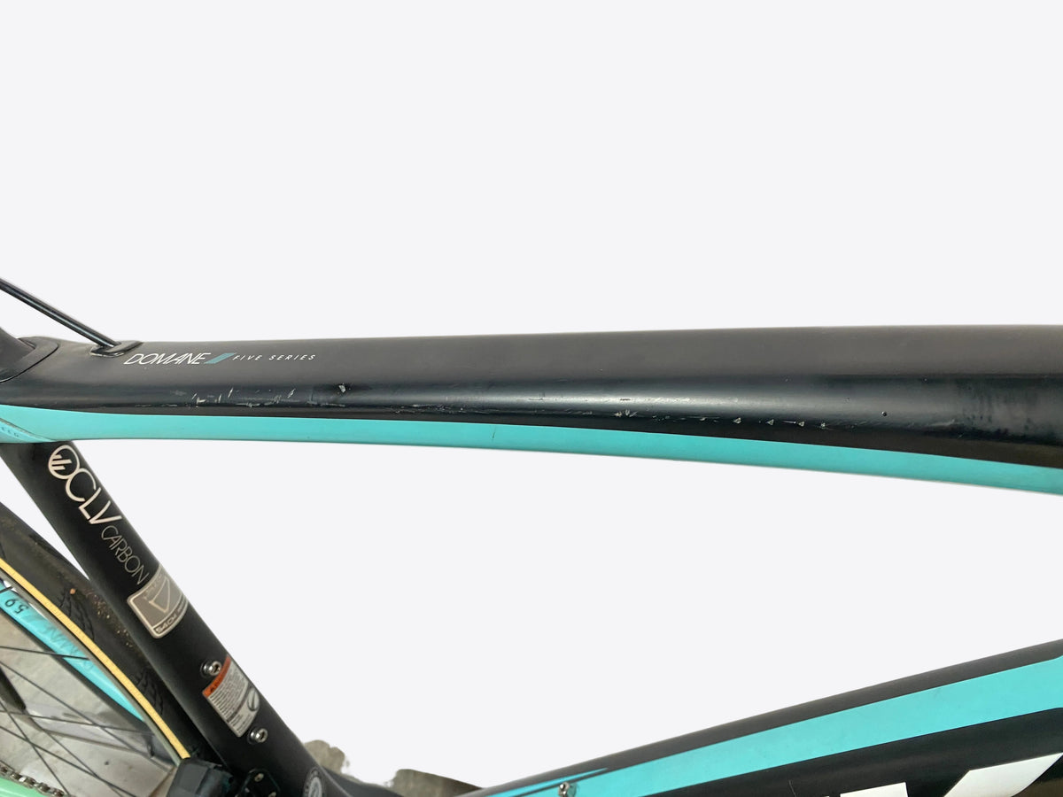 scratches on top tube