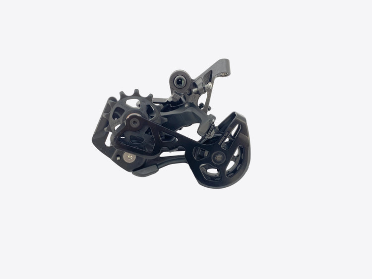 backside view of the derailleur