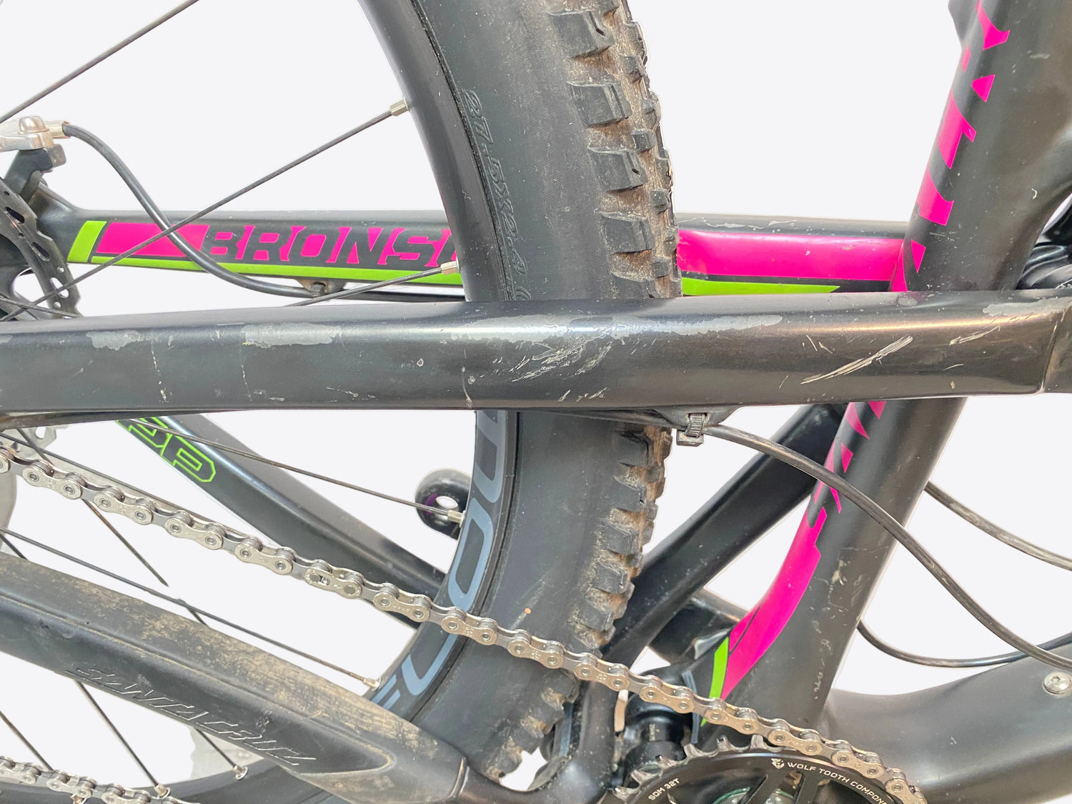 view of the right seat stay