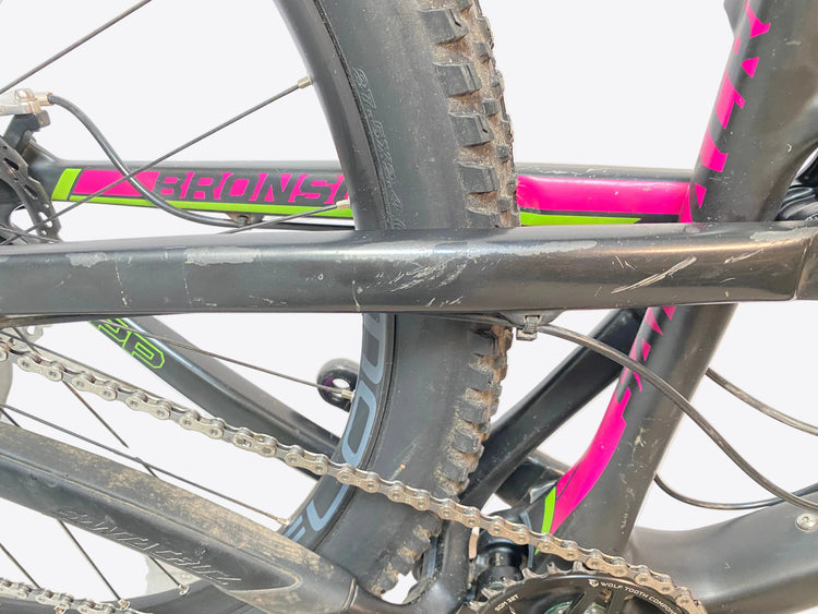 view of the right seat stay