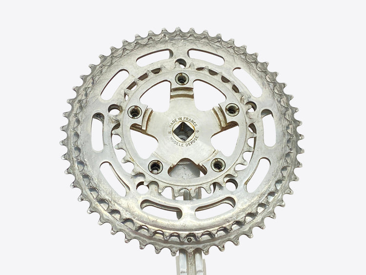 backside of the chainrings