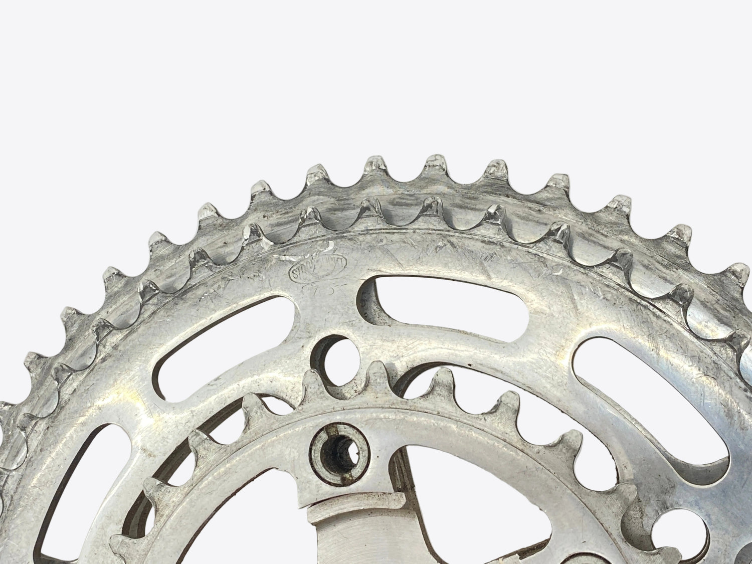 backside close up of the chainrings