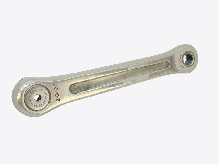 close up of the left crank arm