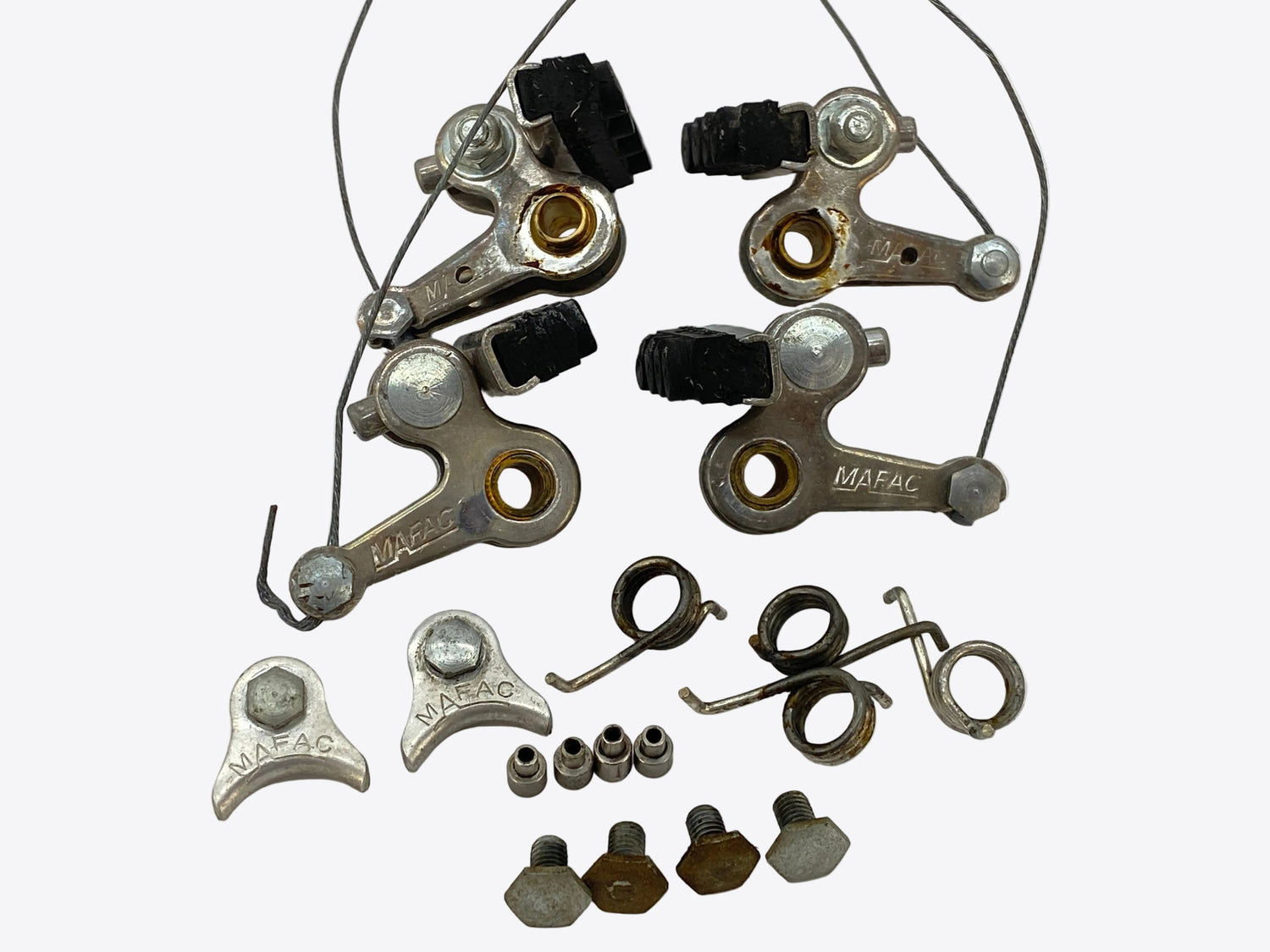 close up of the cantilever brakes