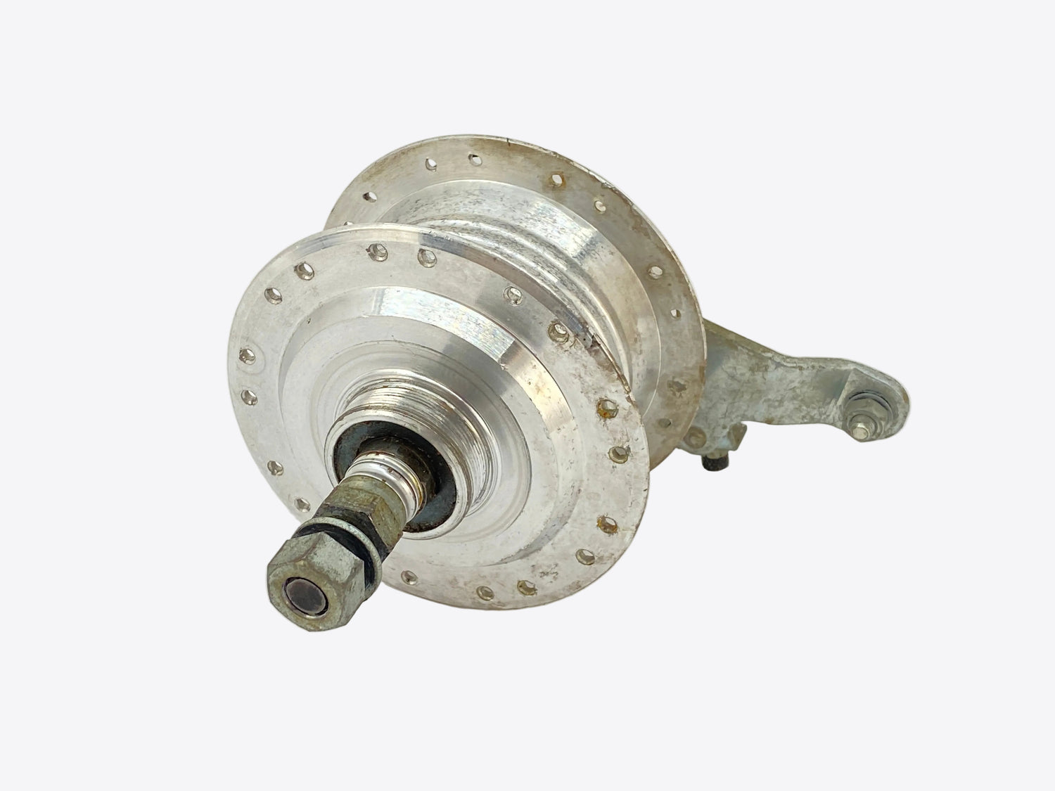 right side view of the hub