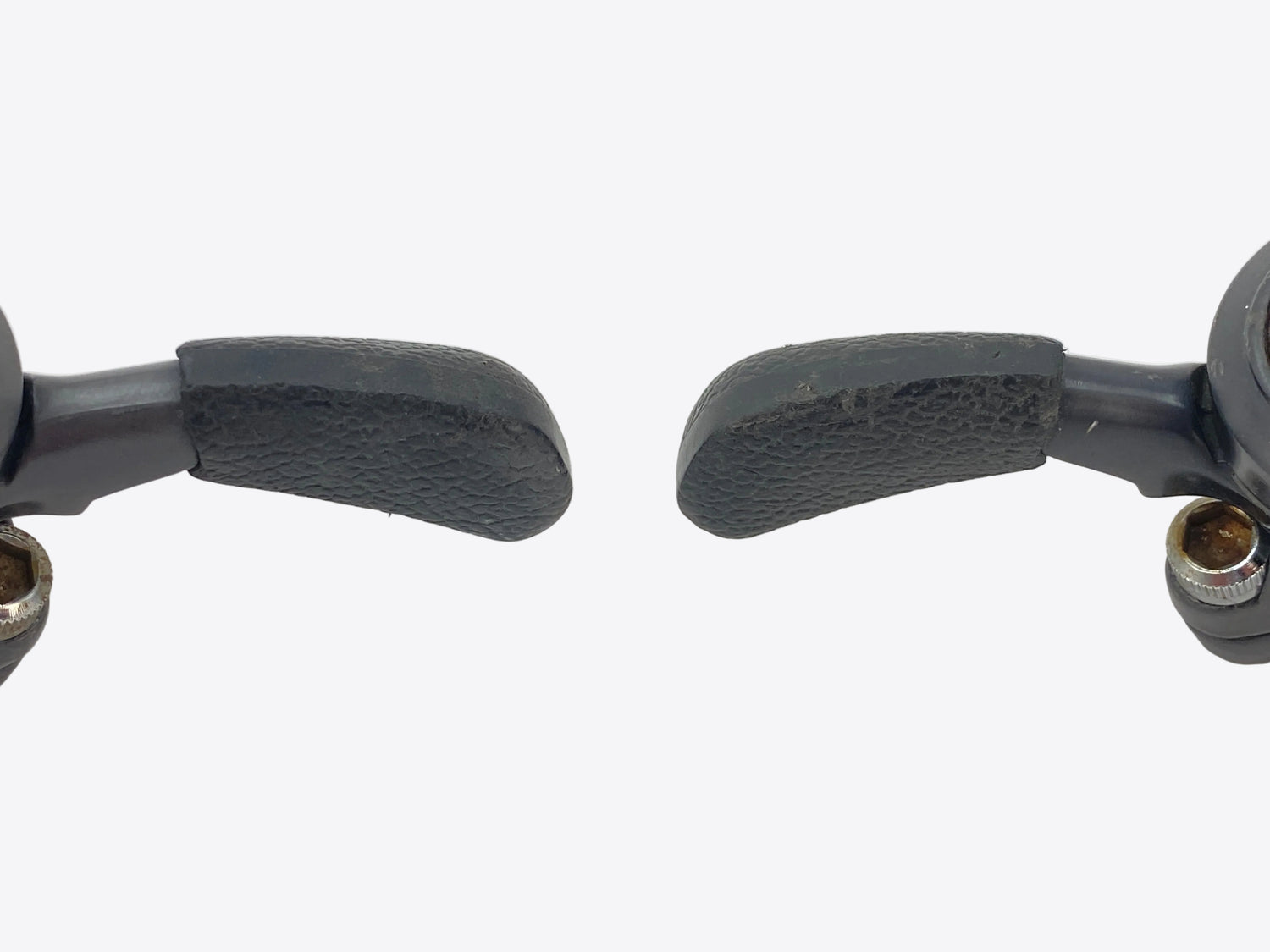 close up of the thumb pads