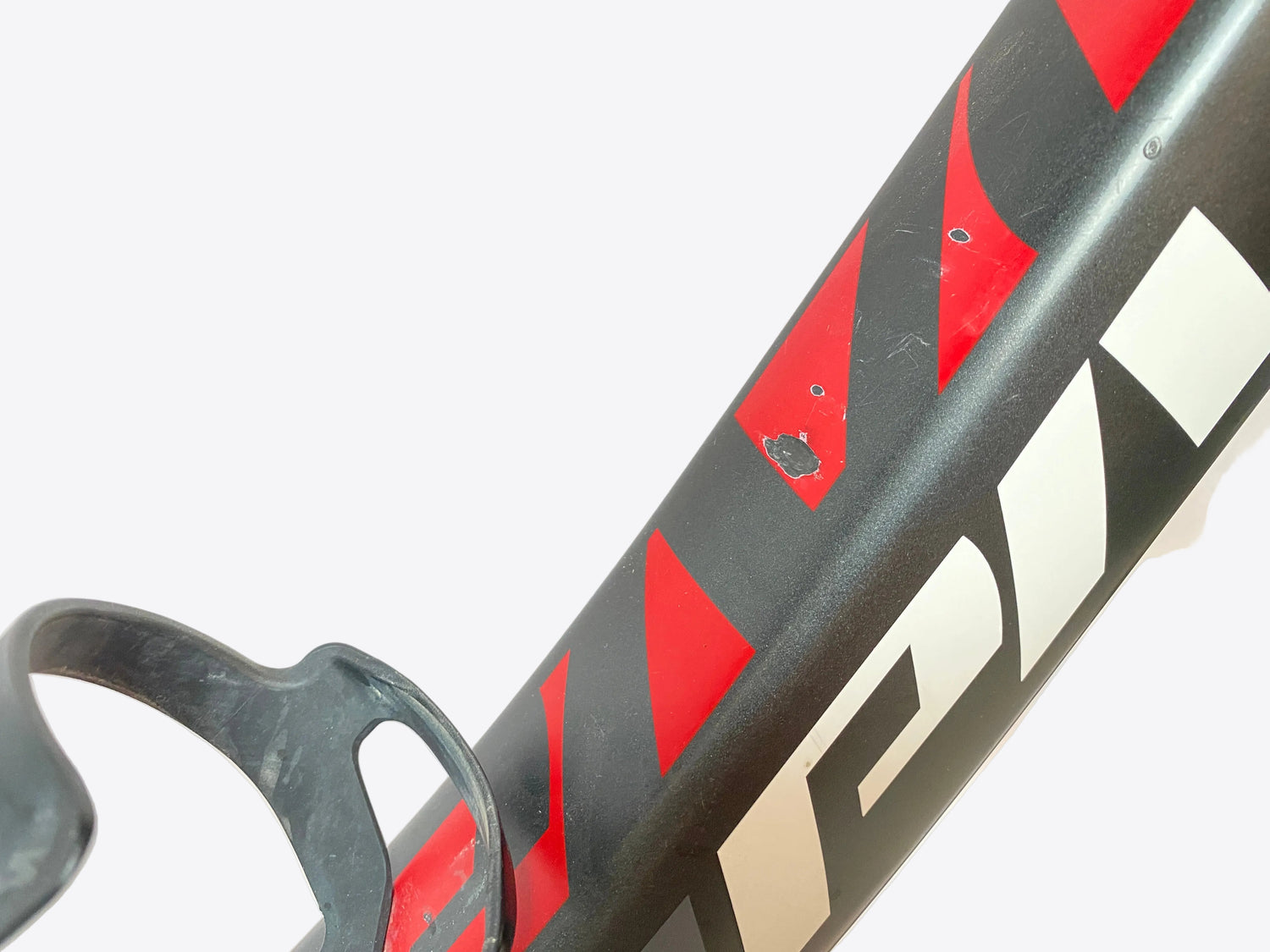water bottle wear mark on the down tube
