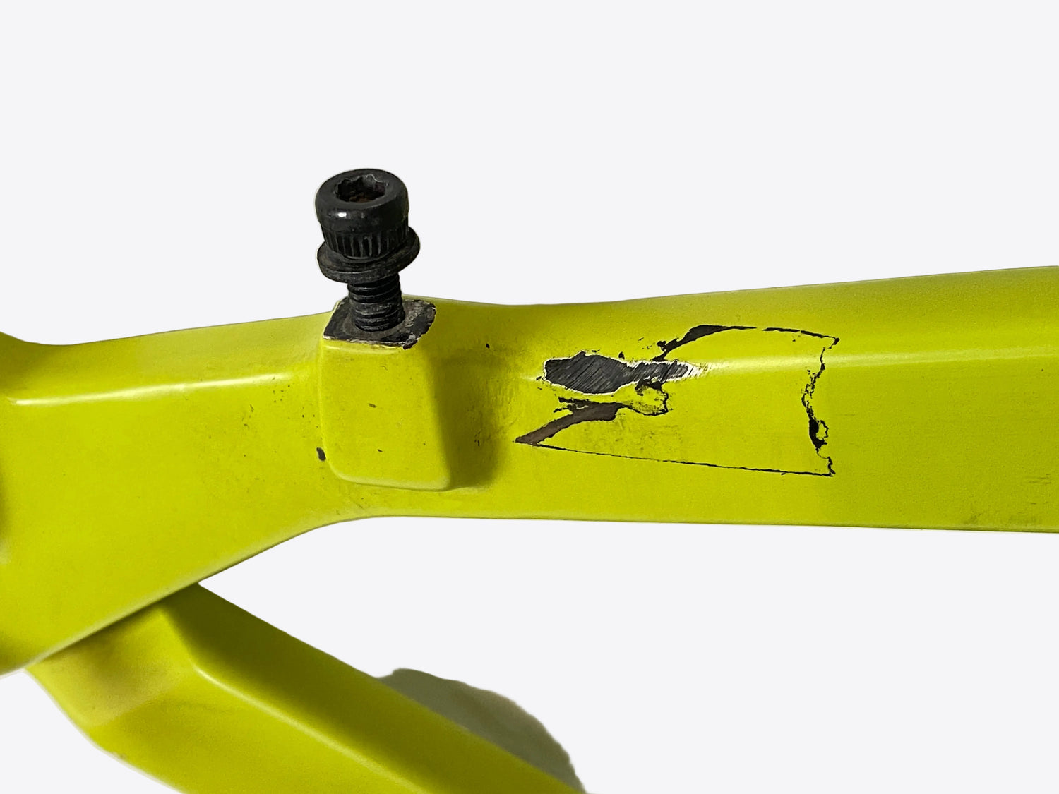 brake line rub on left seat stay