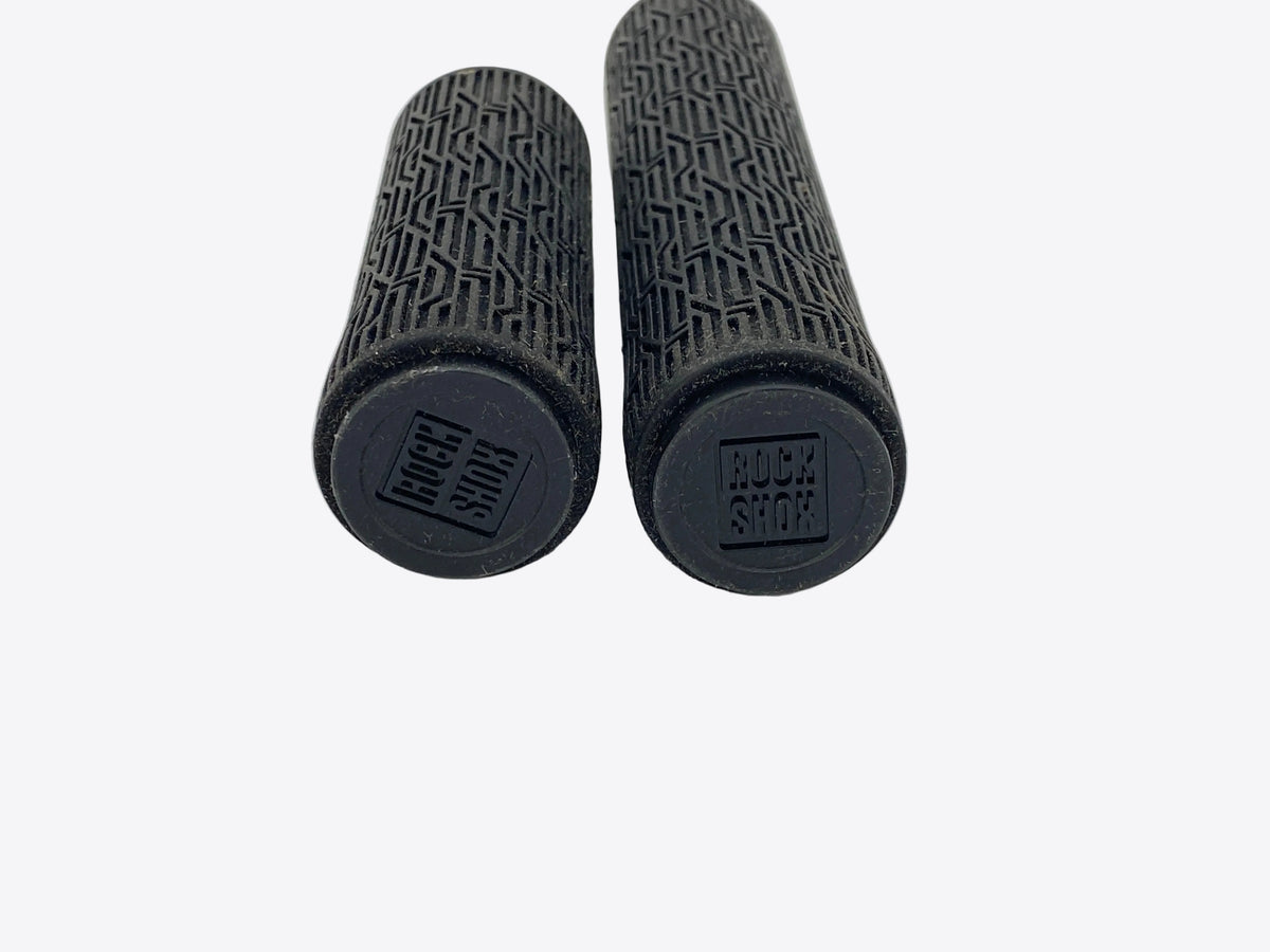 end view of the grips