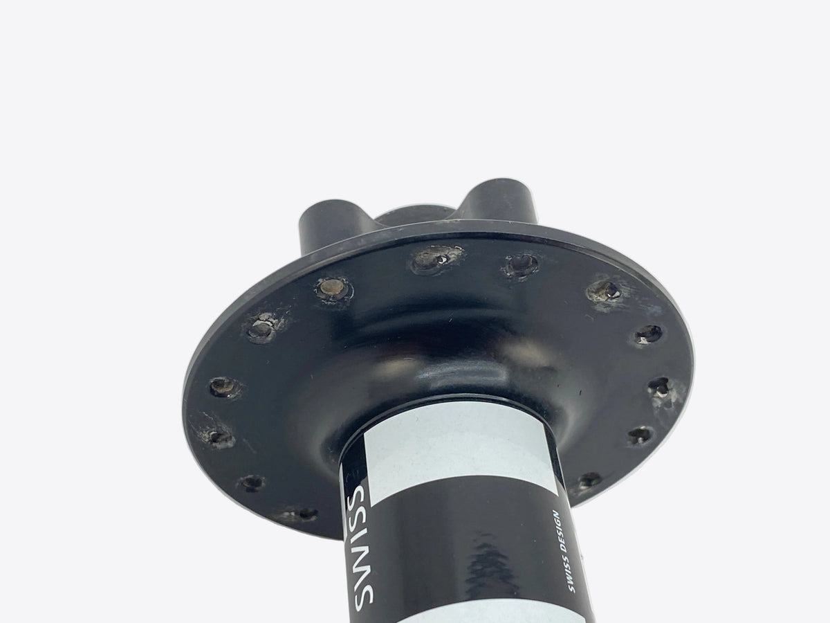 view inside the left hub flange