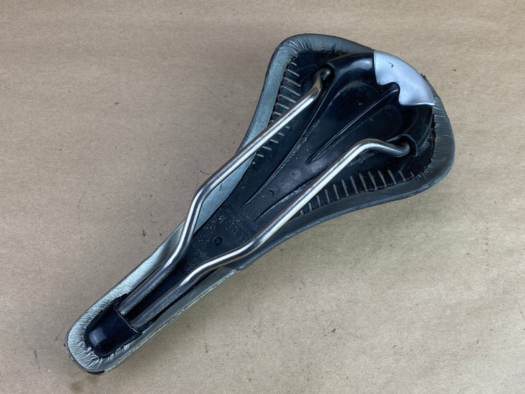 Fizik Gobi MTB Saddle Champagne