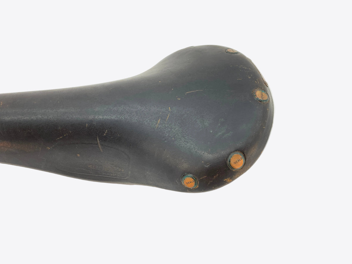 scratches on the left rear of the saddle