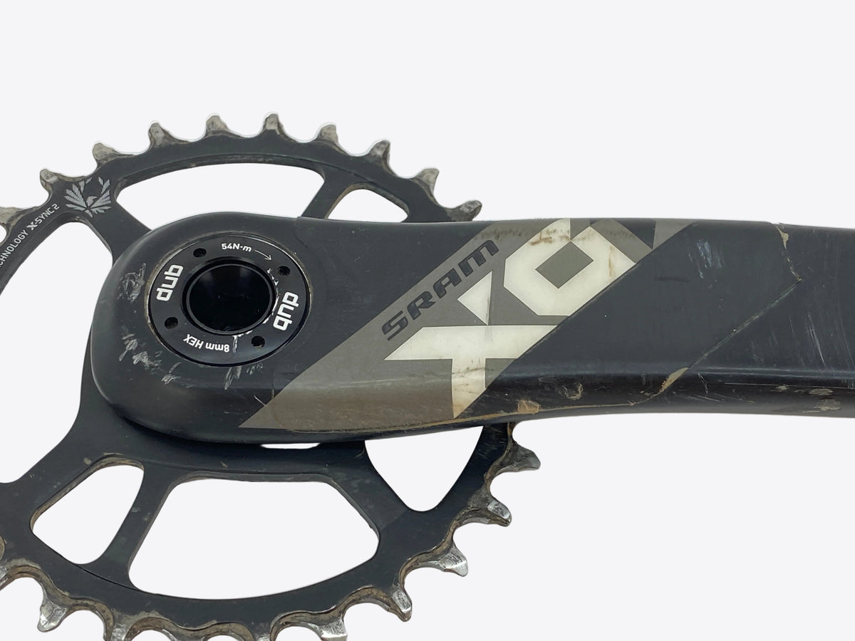 close up of the right crank arm