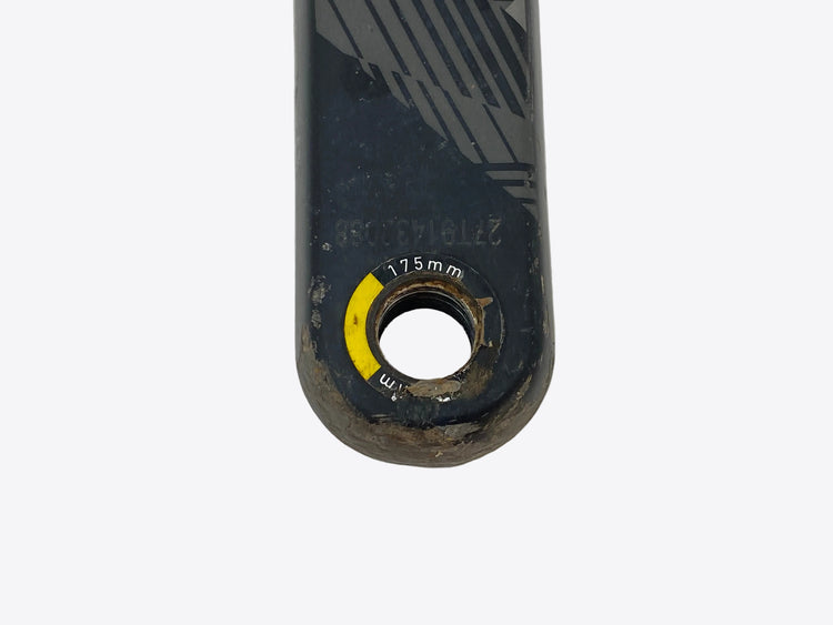 close up of the size label