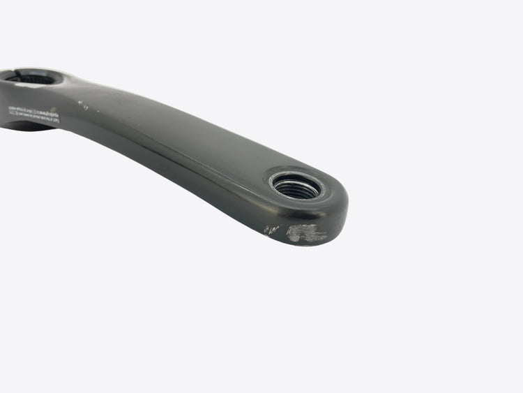 close up of the left crank arm end