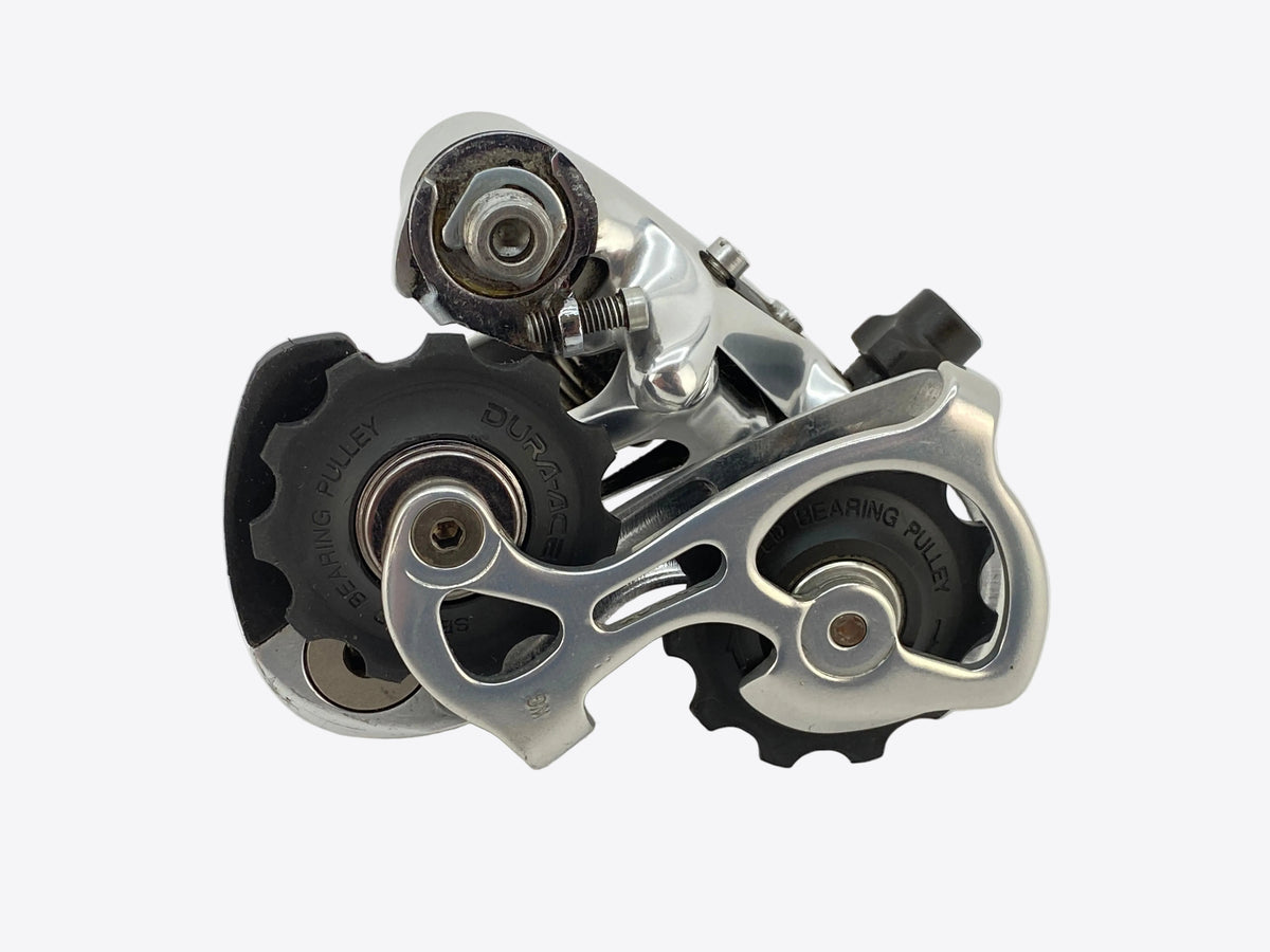 backside view of the derailleur