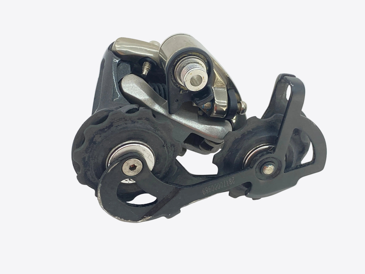 backside view of the derailleur