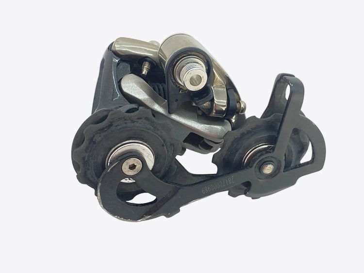 backside view of the derailleur