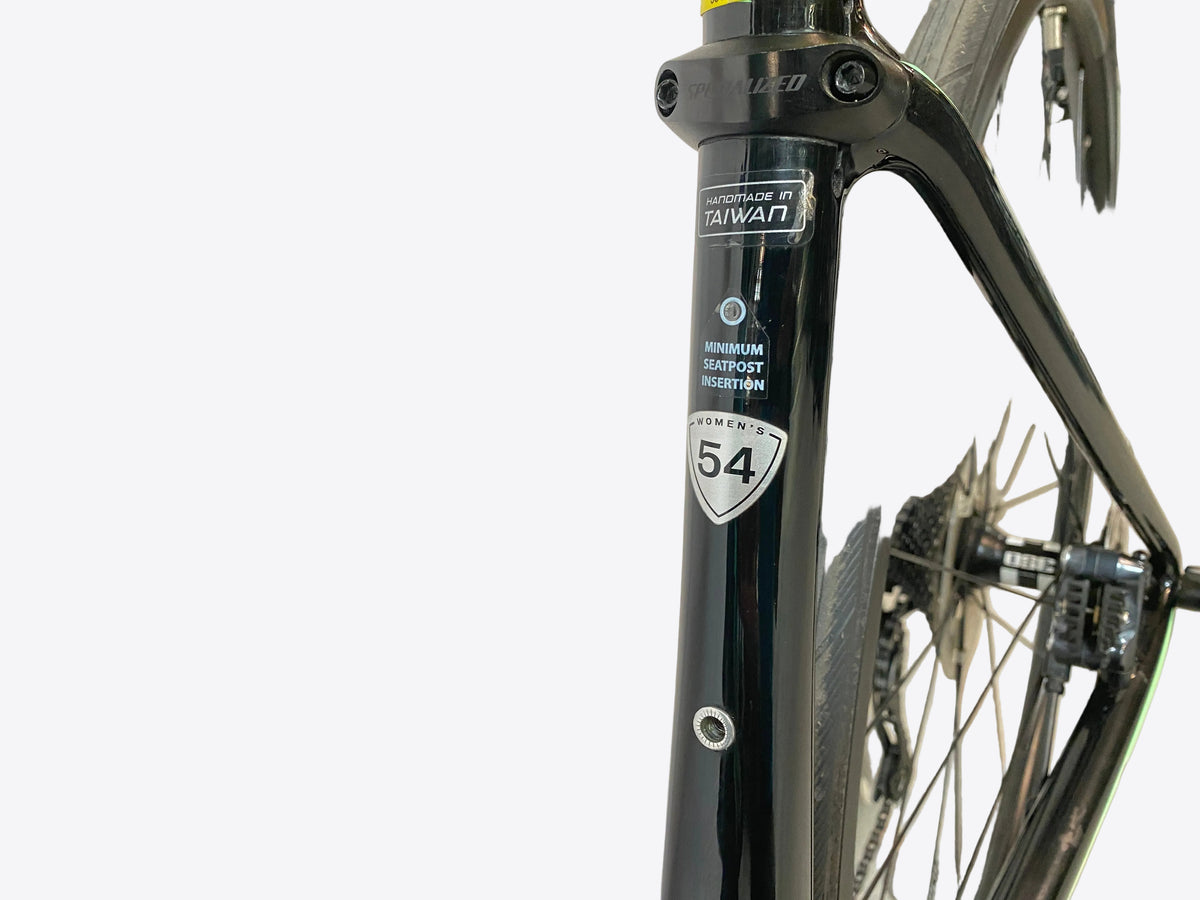 view of the size label 