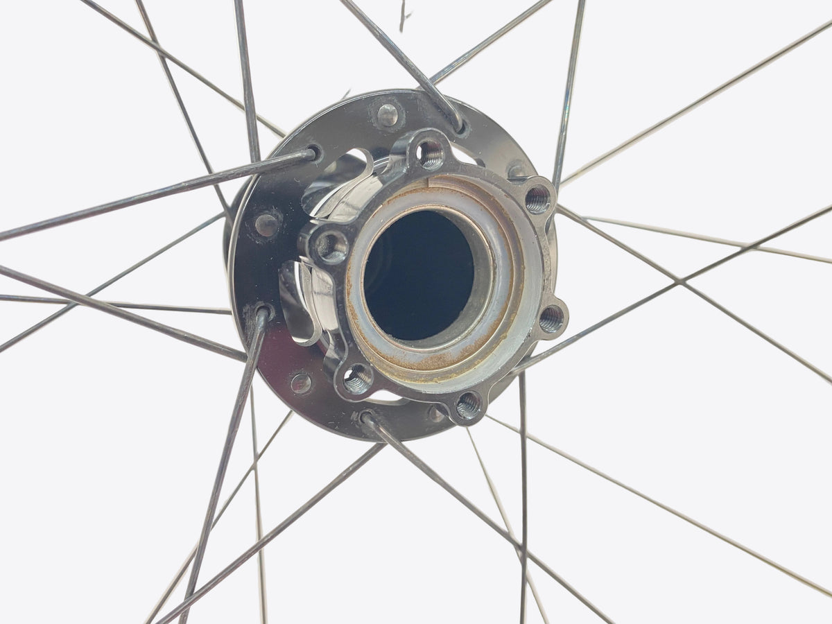 bearing side view of the hub