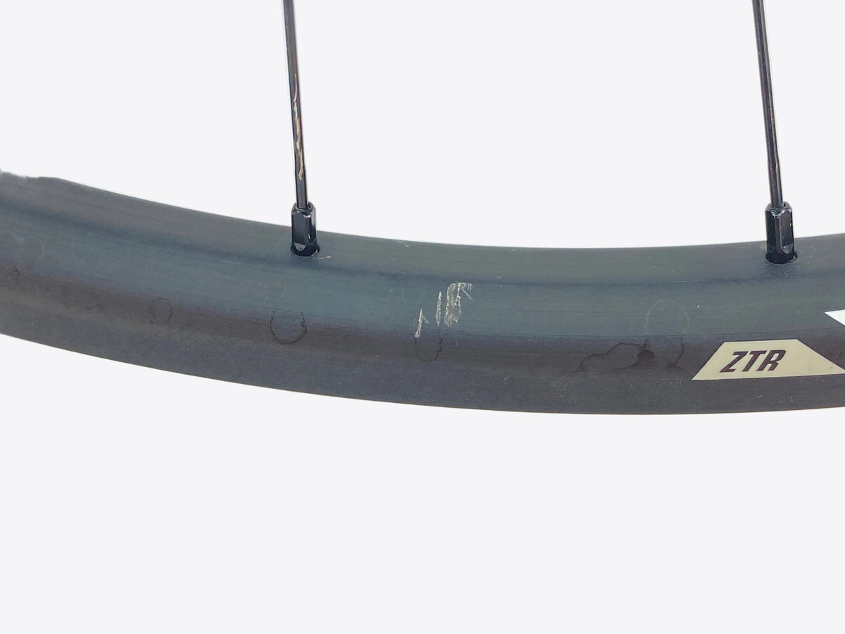 a third scratch on the rim