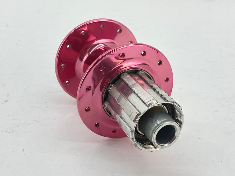 view of the right hub flange and axle end