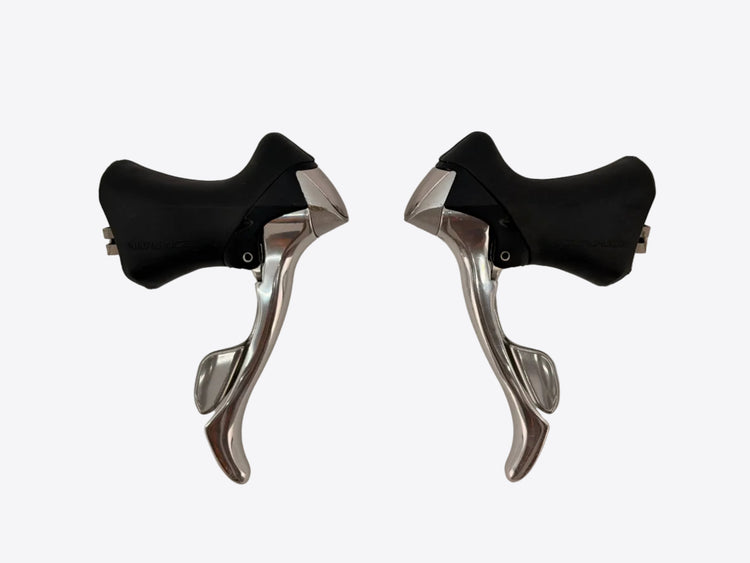 A set of road brake levers