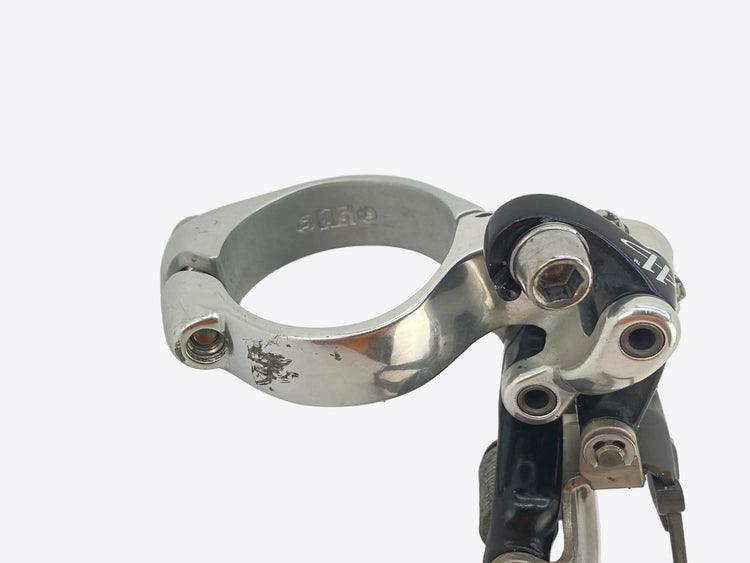 scratches on front derailleur clamp