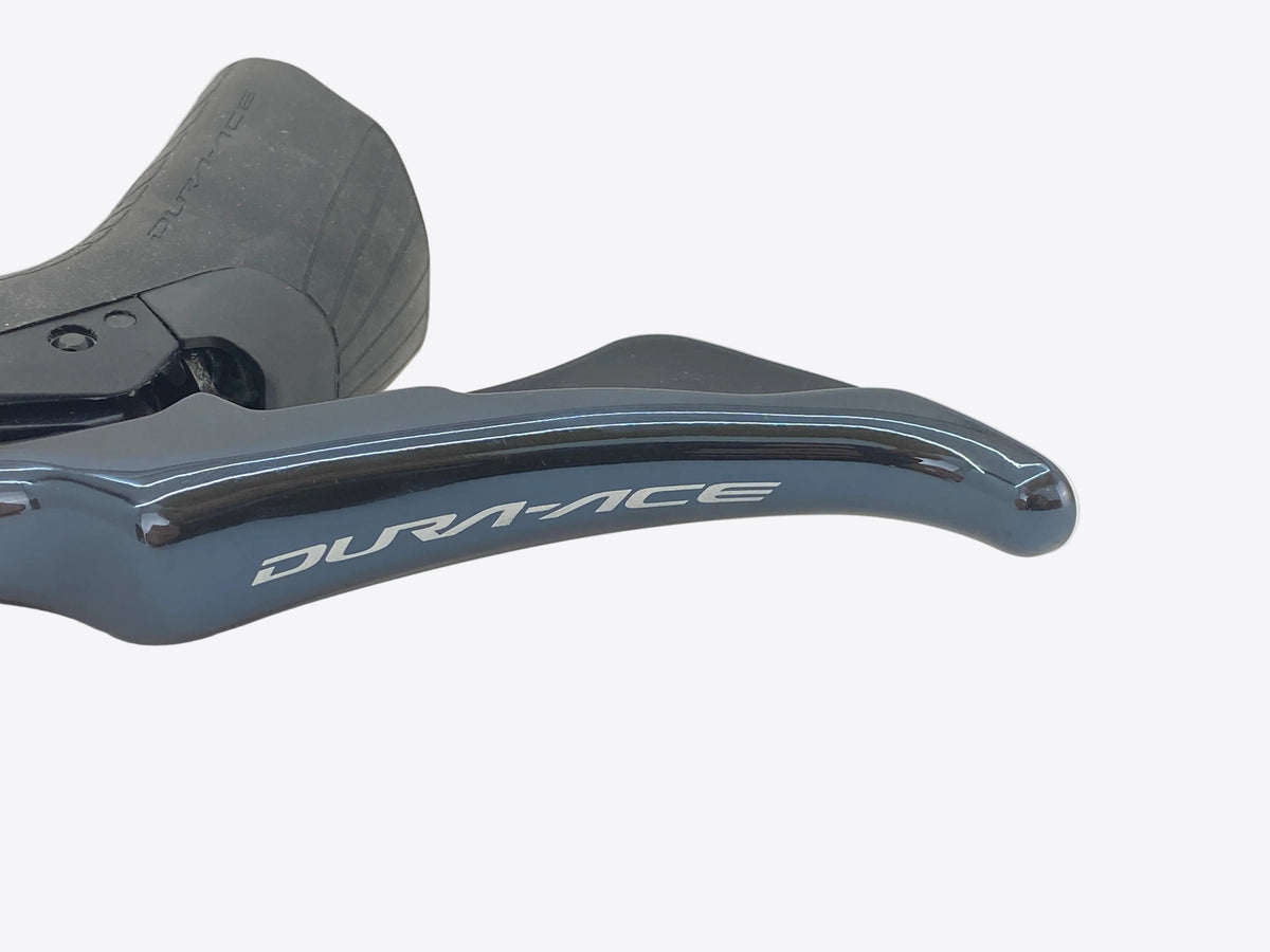 close up of the lever blade